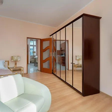 Elegancki W Poznaniu By Renters アパート *